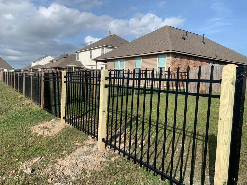 1 Fence Companies Kansas City - Top-Rated Fence Installation